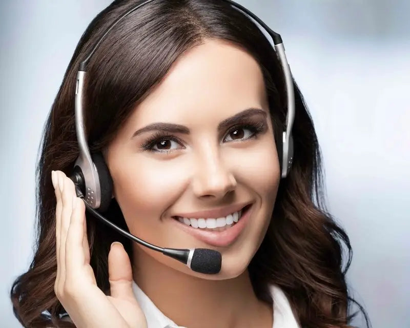 Beraterin mit Headset